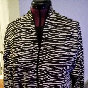 Peter Nygard Black & White Print Sweater Jacket